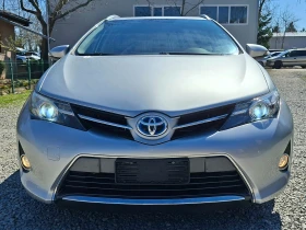 Toyota Auris 1.8 HYBRID, снимка 2