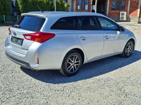 Toyota Auris 1.8 HYBRID, снимка 5