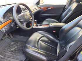 Mercedes-Benz E 200 2009г. Напълно обслужен - нов внос от Германия, снимка 13