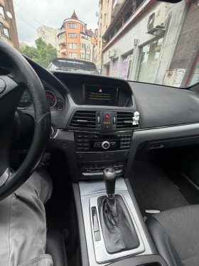 Mercedes-Benz E 220, снимка 6