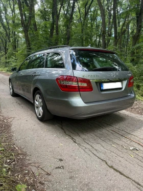 Mercedes-Benz E 250 4MATIC, снимка 7