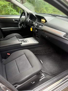 Mercedes-Benz E 250 4MATIC, снимка 10