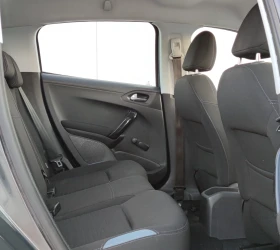 Peugeot 208 1.4i* , снимка 12