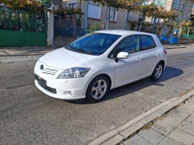 Toyota Auris 2.0D4D ШЕСТ СКОРОСТИ, снимка 6