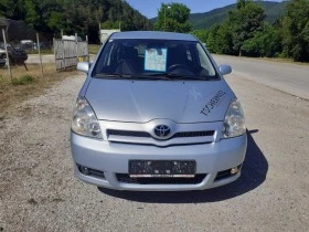  Toyota Corolla verso