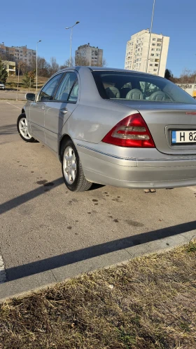 Mercedes-Benz C 200, снимка 4