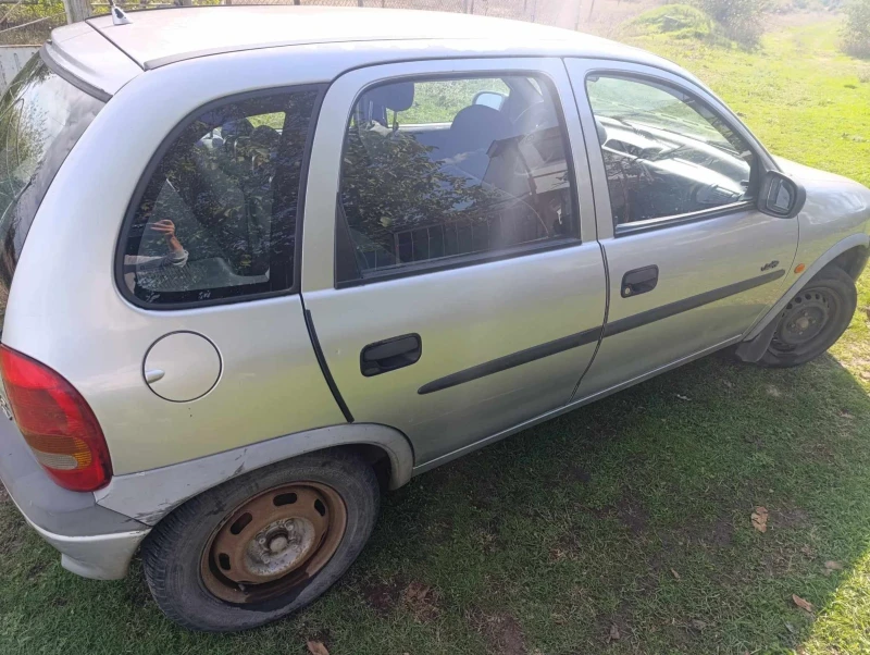 Opel Corsa, снимка 4 - Автомобили и джипове - 47496789