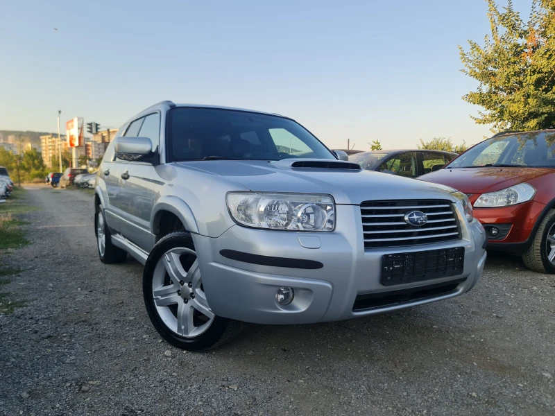 Subaru Forester УНИКАТ АВТОМАТ 4X4, снимка 1 - Автомобили и джипове - 47540252