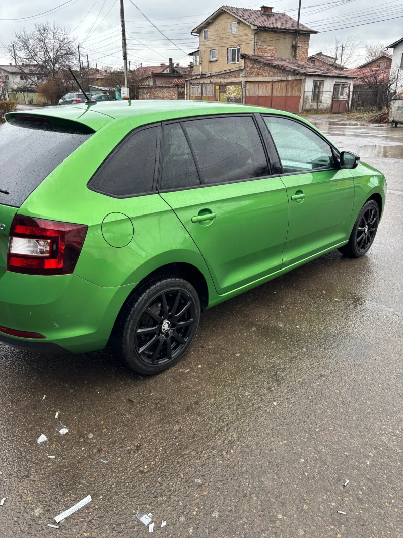 Skoda Rapid 1.0 турбо , снимка 6 - Автомобили и джипове - 49334550