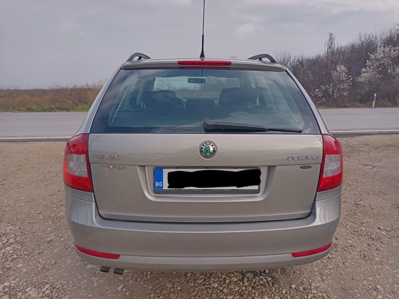 Skoda Octavia 1.8FSI 4x4 ТОП БАРТЕР ЛИЗИНГ, снимка 4 - Автомобили и джипове - 49547173