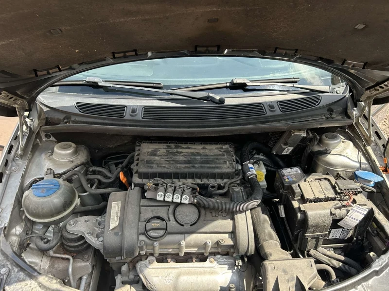 Skoda Fabia 1.4, снимка 17 - Автомобили и джипове - 51472598