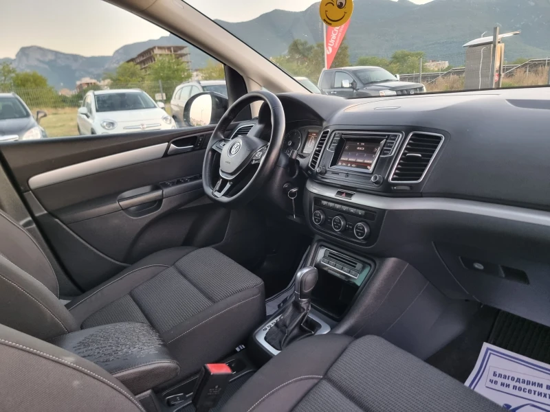 VW Sharan 2.0TDI, снимка 16 - Автомобили и джипове - 51584278