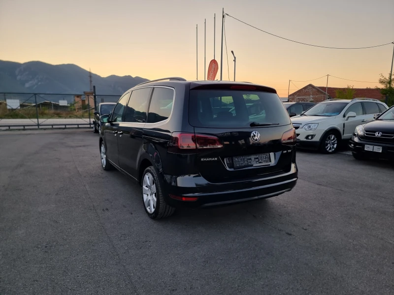 VW Sharan 2.0TDI, снимка 5 - Автомобили и джипове - 51584278