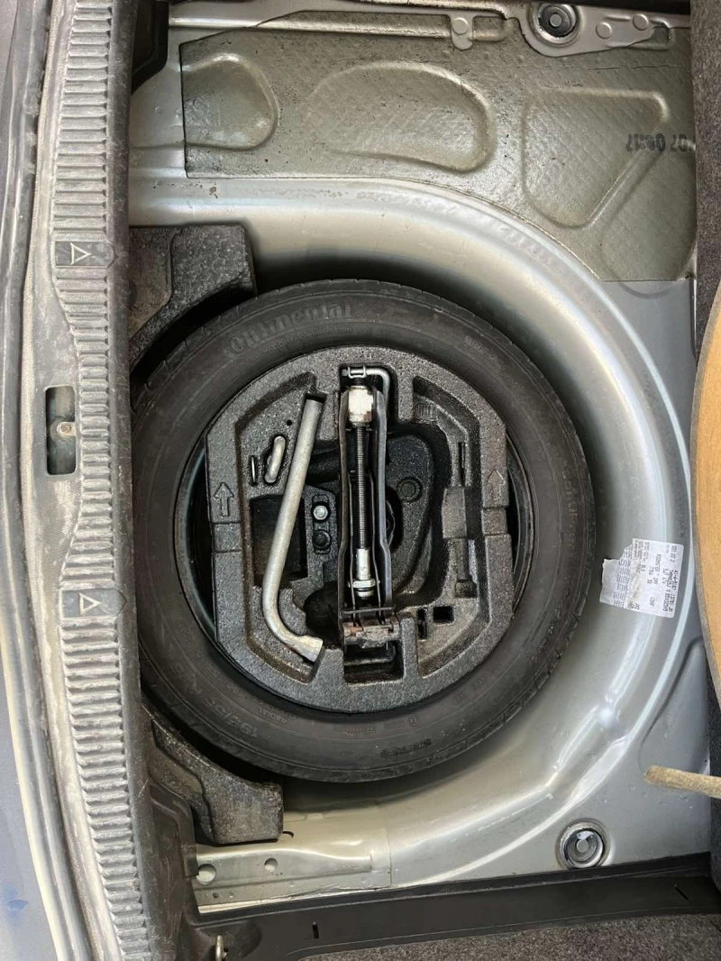 Skoda Roomster 1.9 TDI, снимка 9 - Автомобили и джипове - 52155142