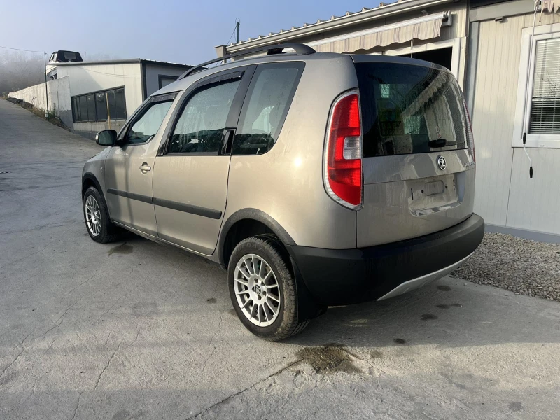 Skoda Roomster 1.9 TDI, снимка 3 - Автомобили и джипове - 52155142