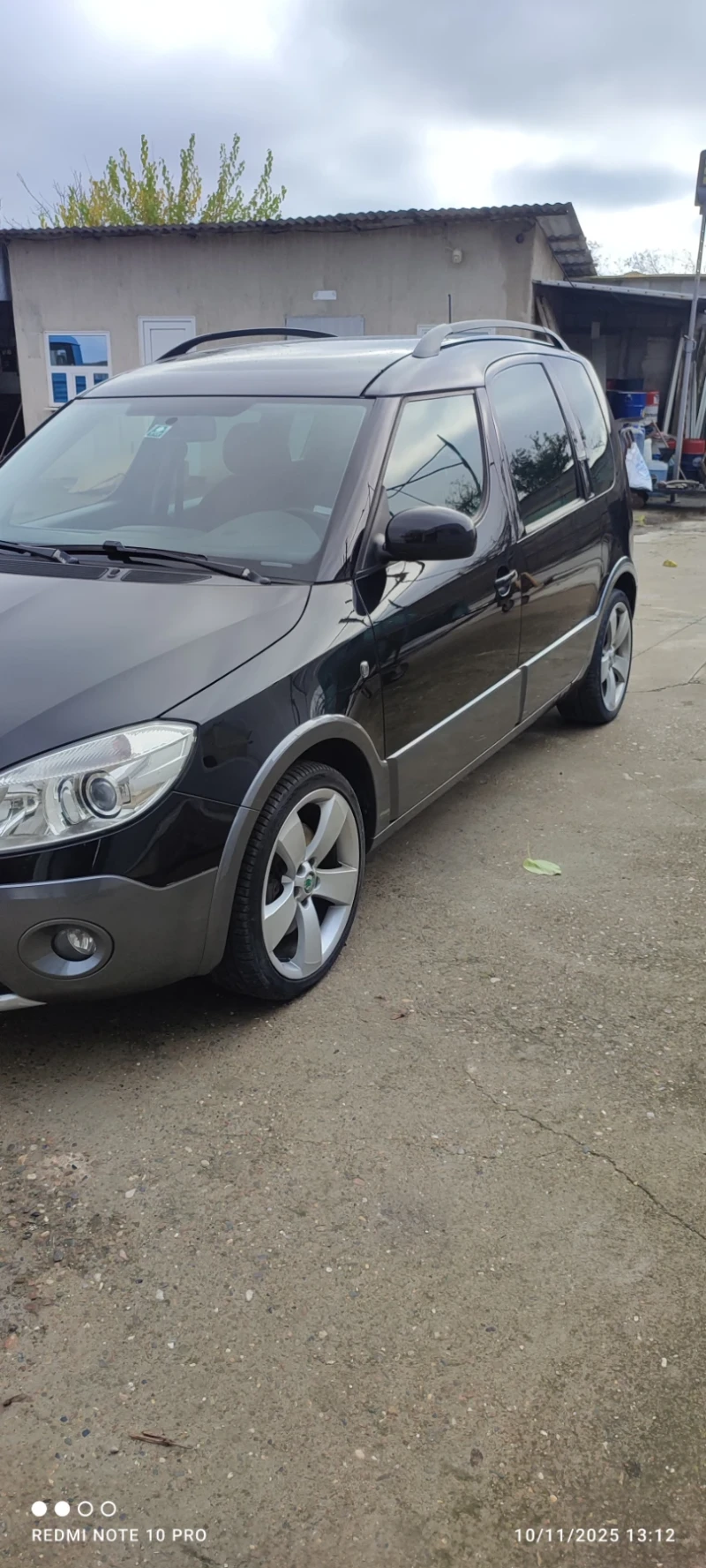 Skoda Roomster Скаут 1.6tdi 105к.с., снимка 2 - Автомобили и джипове - 52661631