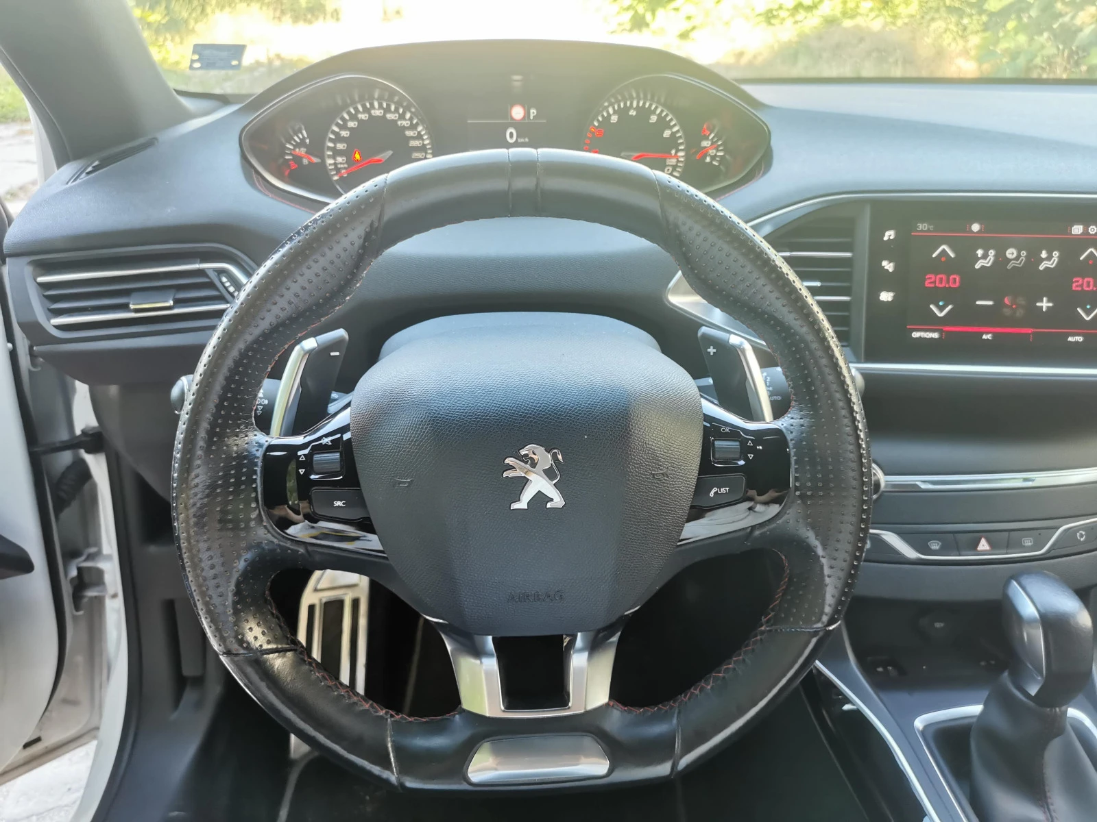 Peugeot 308 SW 1.2 GT-line, Швейцария - изображение 10