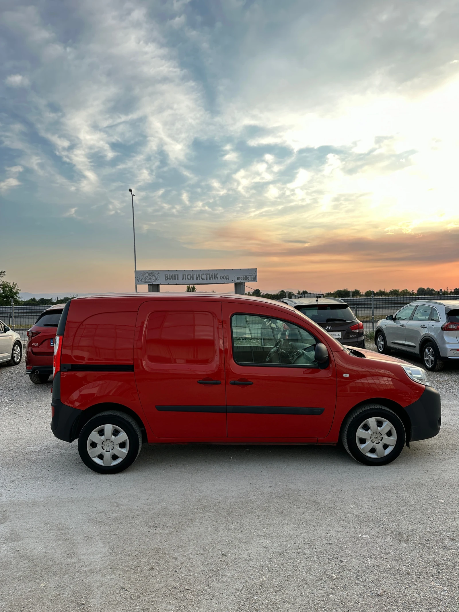 Renault Kangoo 1.5tdci* КЛИМА* ПОДГРЕВ* УНИКАТ*  - изображение 8