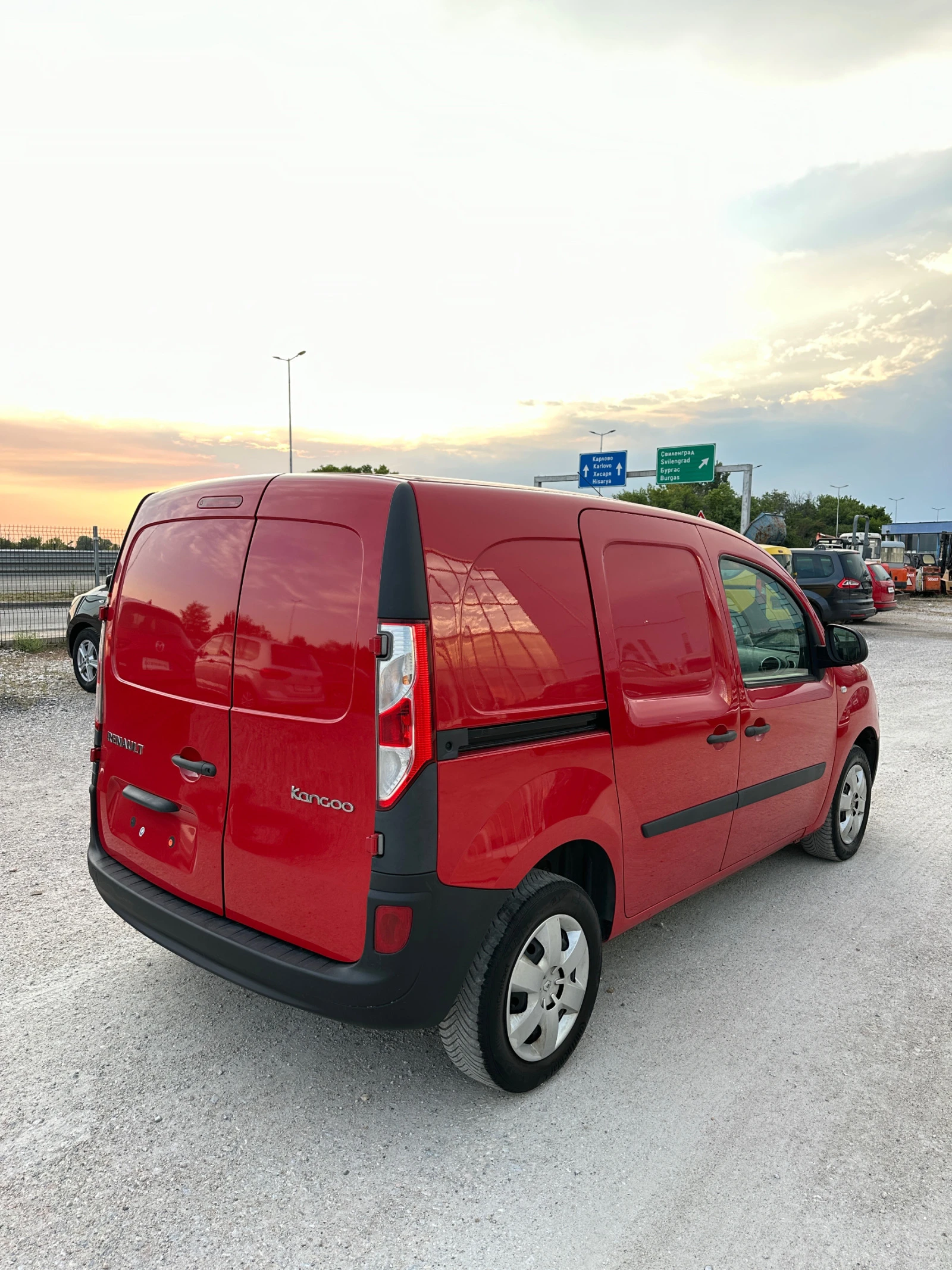 Renault Kangoo 1.5tdci* КЛИМА* ПОДГРЕВ* УНИКАТ*  - изображение 4