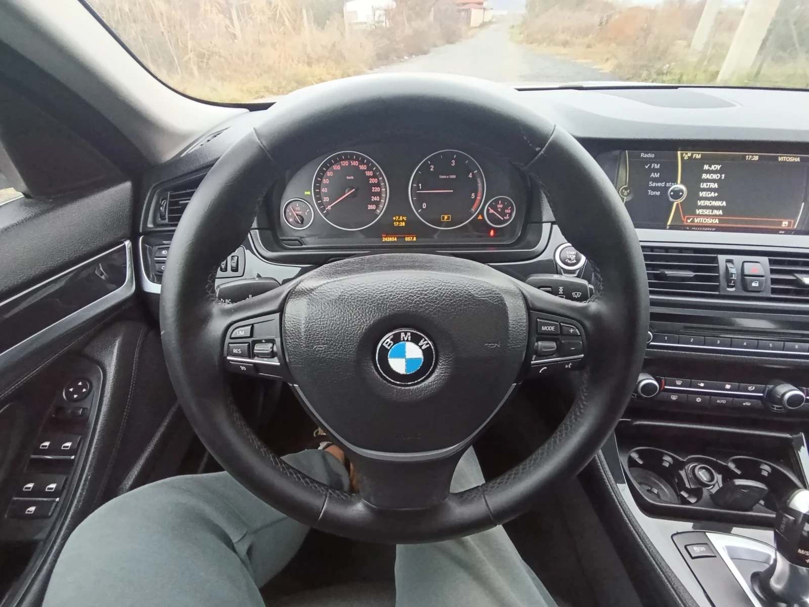 BMW 520 M pack  | Mobile.bg — изображение 13