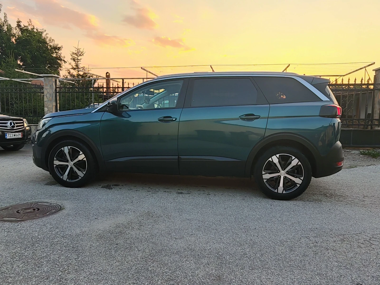 Peugeot 5008 1.6Hdi120#Автомат#7места#Дигитал - изображение 6