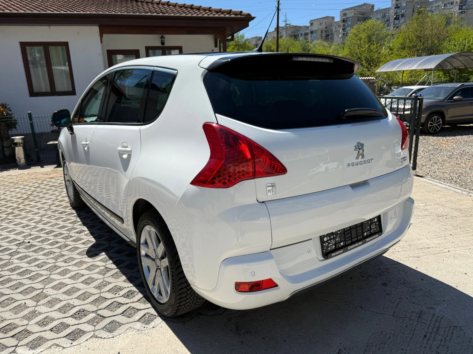 Peugeot 3008 2.0HDI HYBRID 4WD - изображение 6