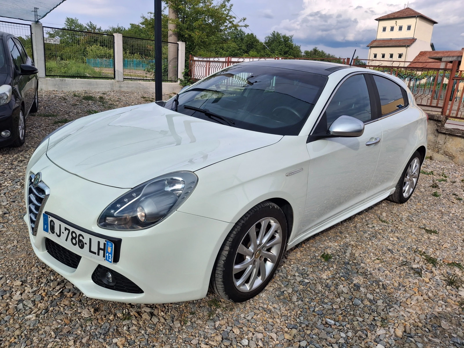 Alfa Romeo Giulietta 1.6jtd - изображение 9