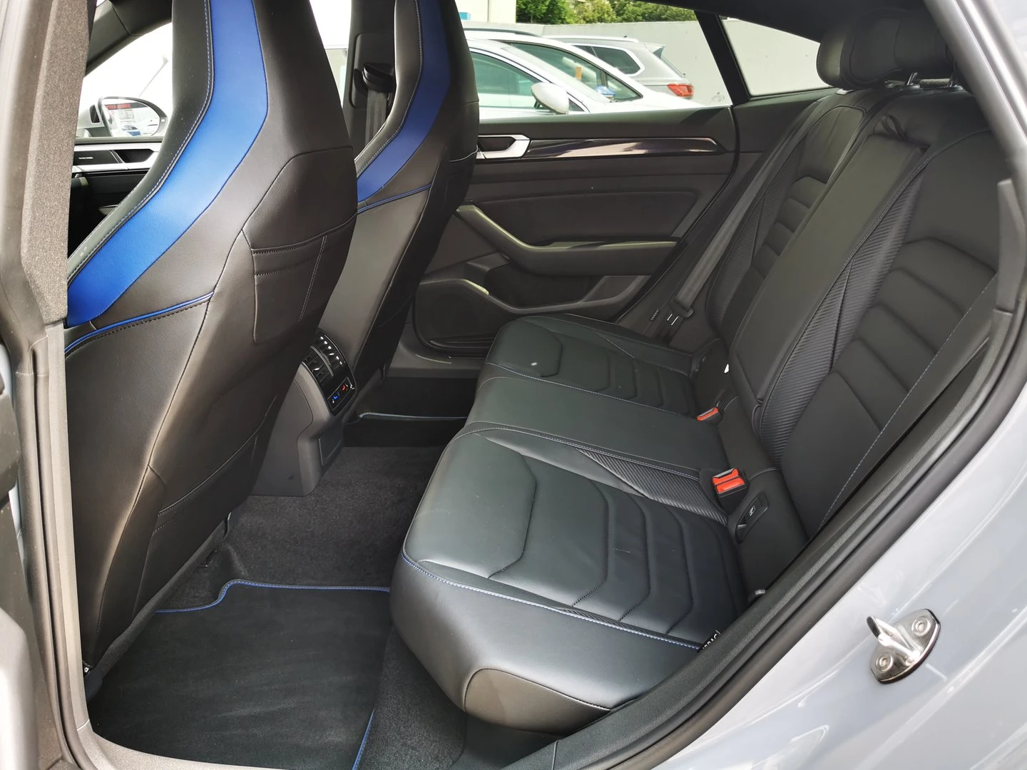 VW Arteon R 2.0 TSI OPF 4MOTION | Mobile.bg — изображение 7