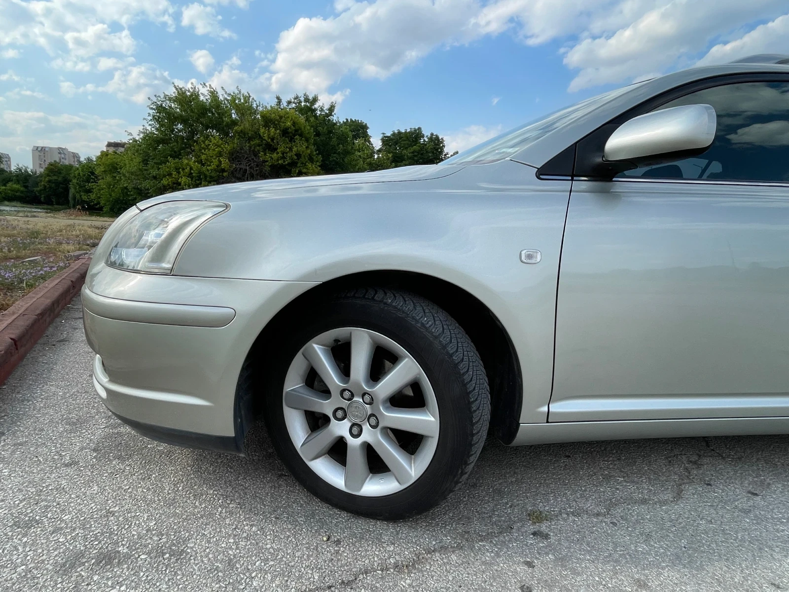 Toyota Avensis 1.8VVTi - изображение 3