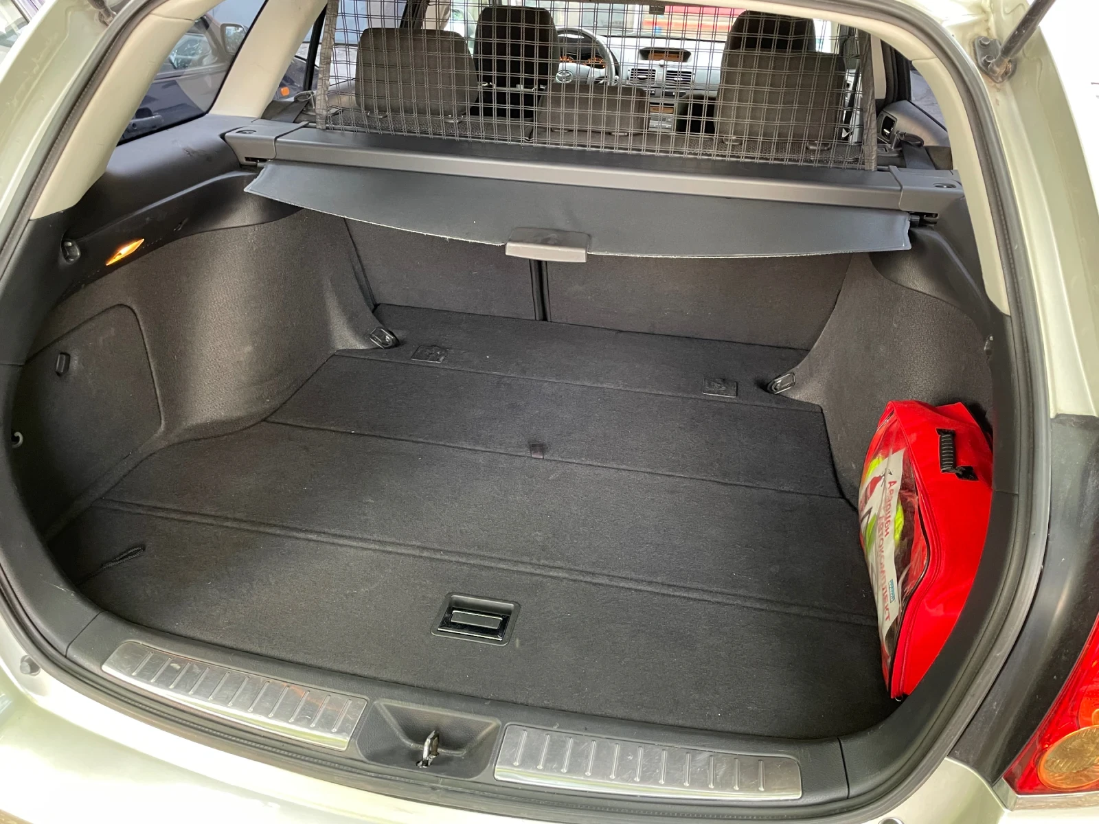Toyota Avensis 1.8VVTi - изображение 6