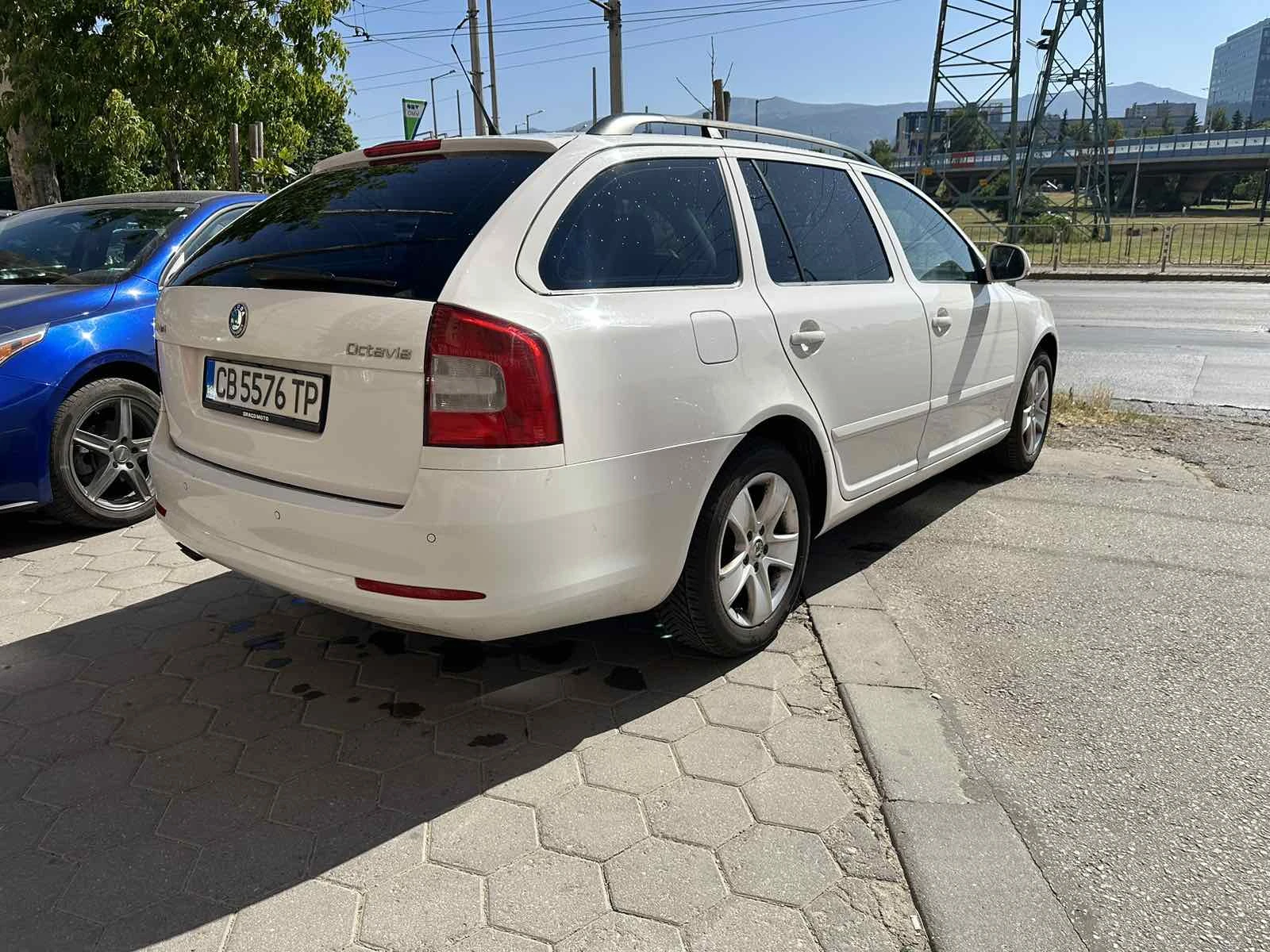 Skoda Octavia 1.6 TDI 4x4 - изображение 4