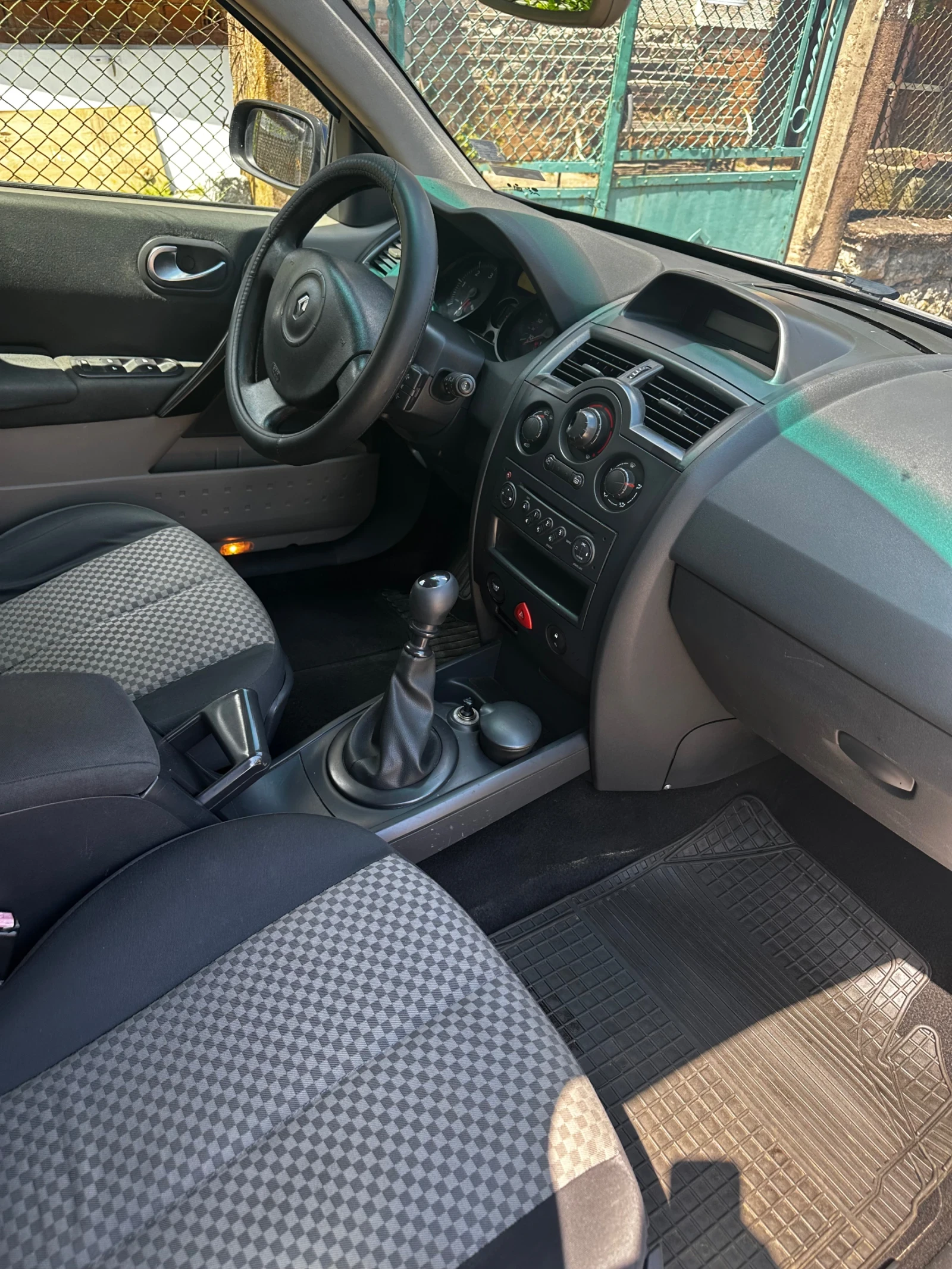 Renault Megane 1.9dci - изображение 6
