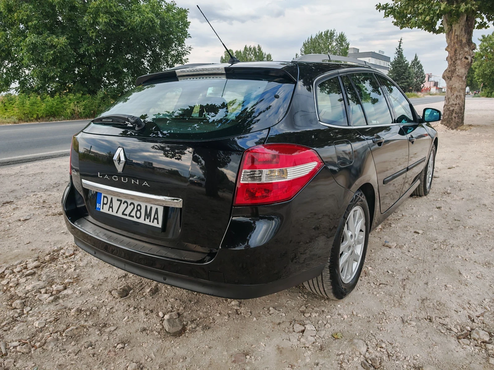 Renault Laguna 2.0 140 К.С. ГАЗ БЕНЗИН! РЕГИСТРАЦИЯ!МНОГО ЗАПАЗЕН - изображение 7
