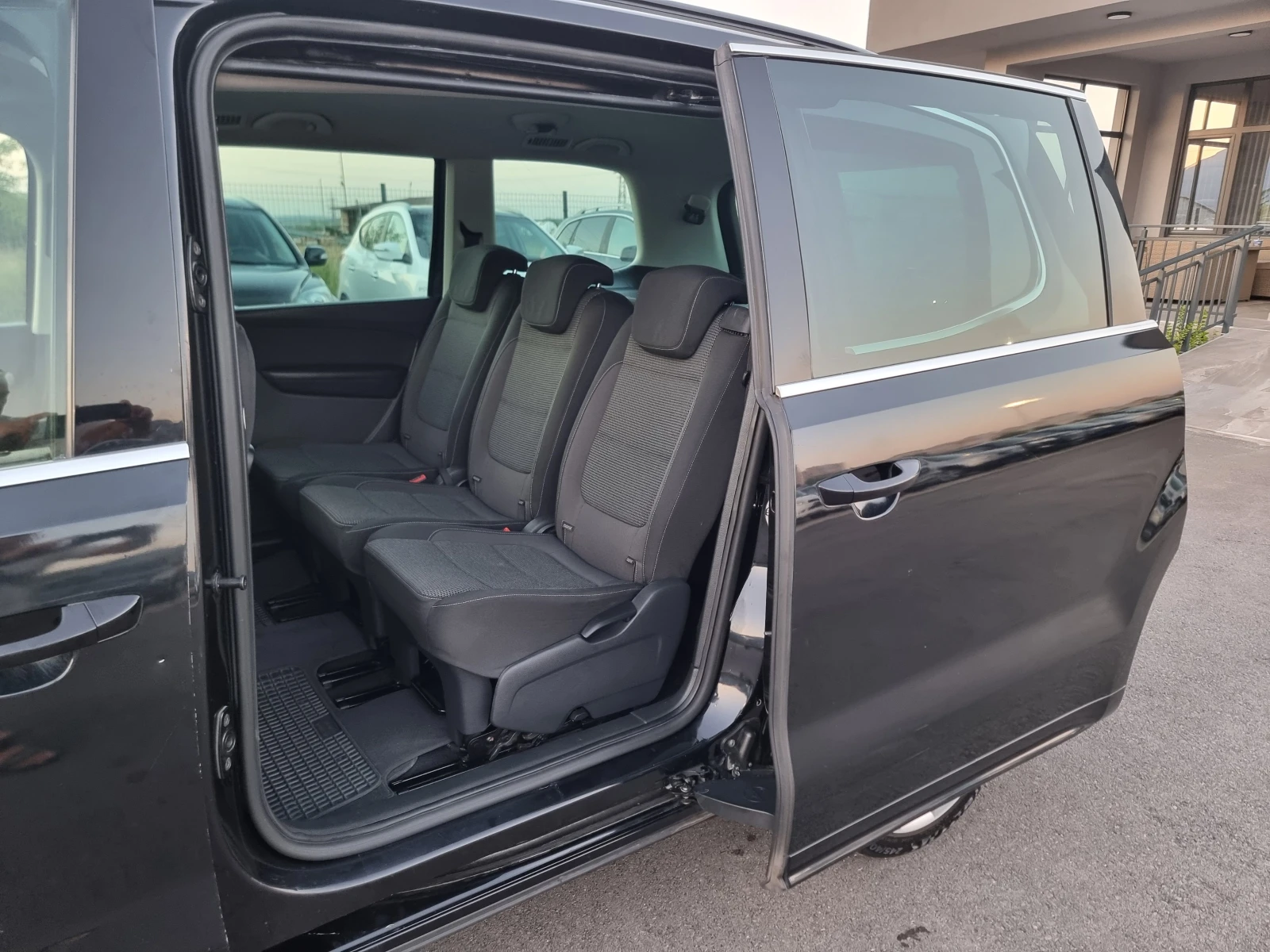 VW Sharan 2.0TDI | Mobile.bg — изображение 11