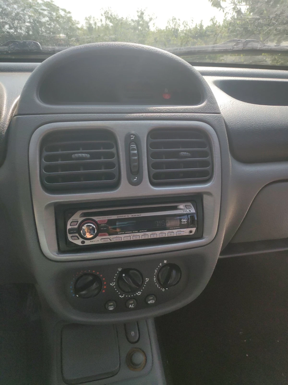 Renault Clio 1.9 D - изображение 5