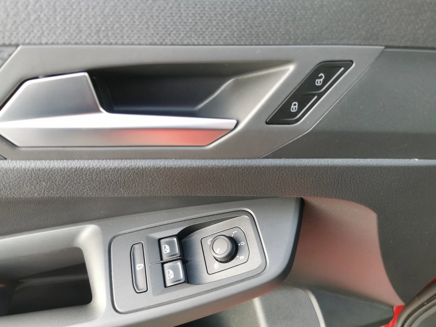 VW Caddy Style TDI 5 ����� | Mobile.bg � ����������� 11