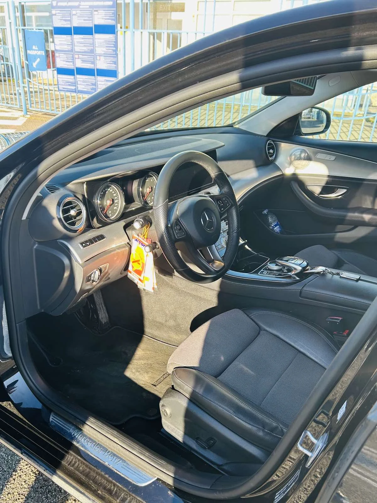 Mercedes-Benz E 220 4matic-HeadUp-Distronic - изображение 7