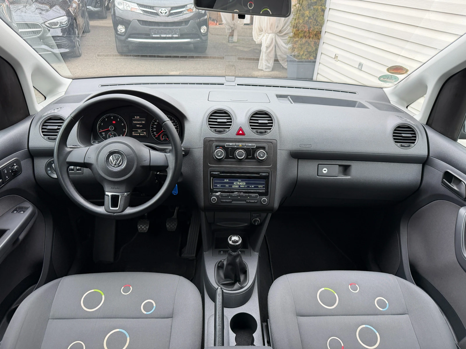 VW Caddy 2.0i EcoFuel* СЕРВИЗНА КНИЖКА С ПЪЛНА ИСТОРИЯ В VW - изображение 10