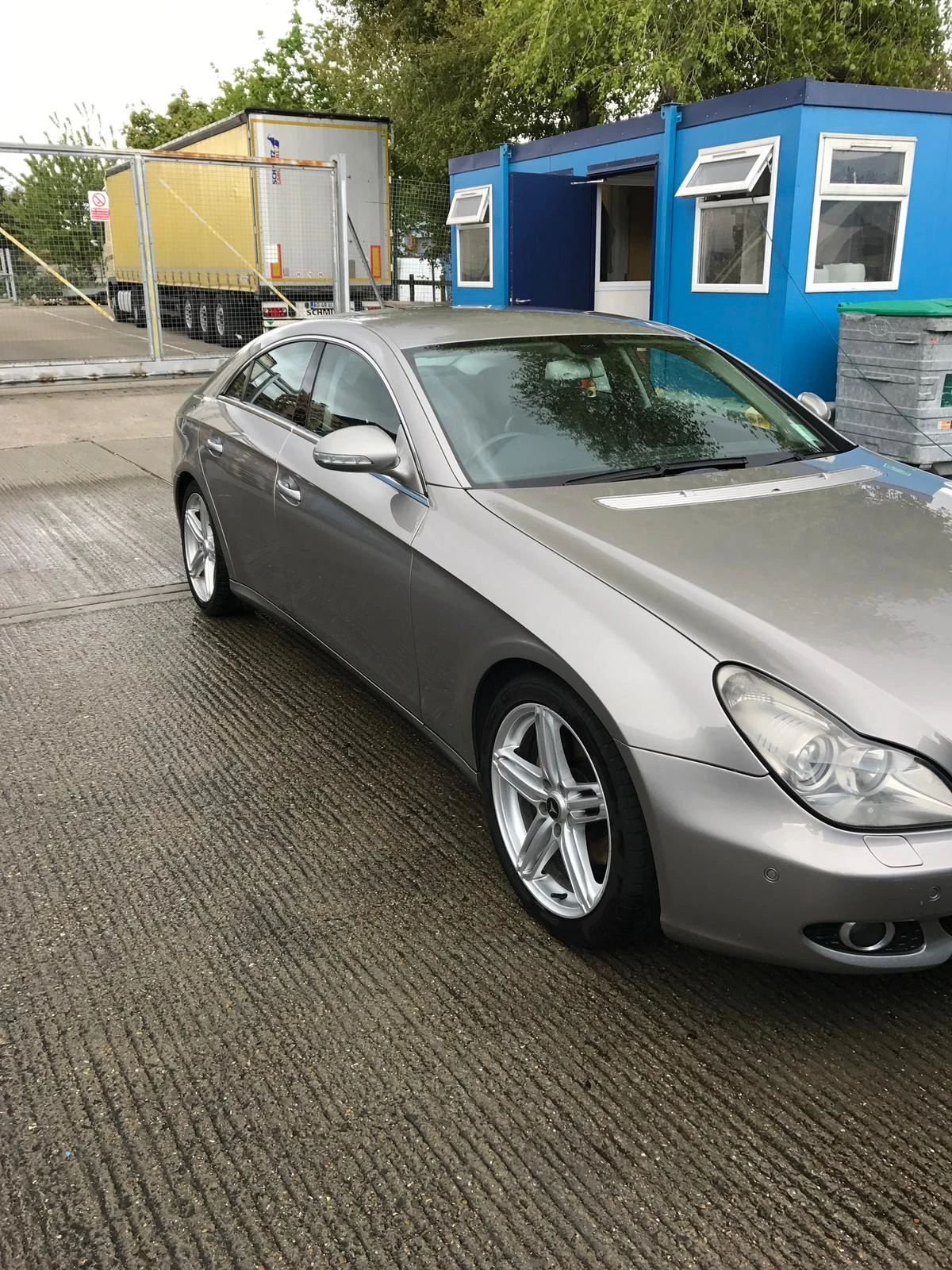 Mercedes-Benz CLS 320, снимка 3 - Автомобили и джипове - 53807658