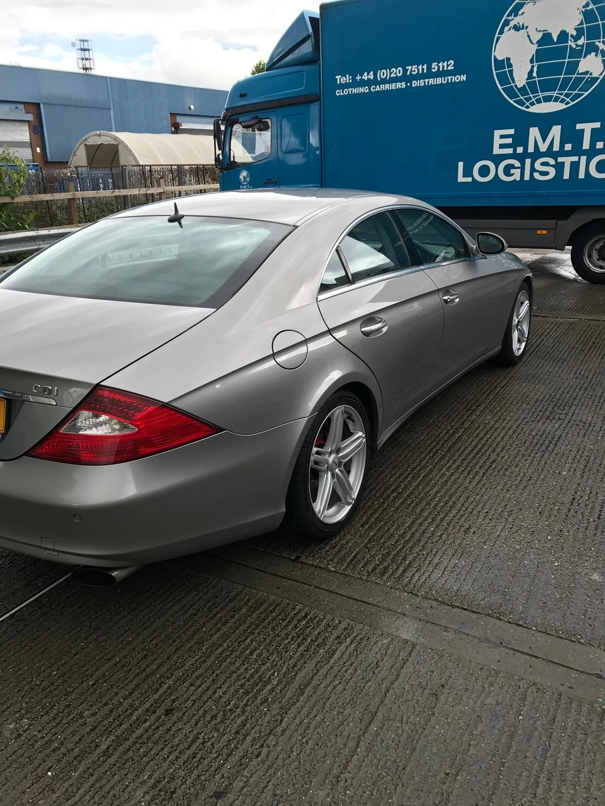 Mercedes-Benz CLS 320, снимка 2 - Автомобили и джипове - 53807658