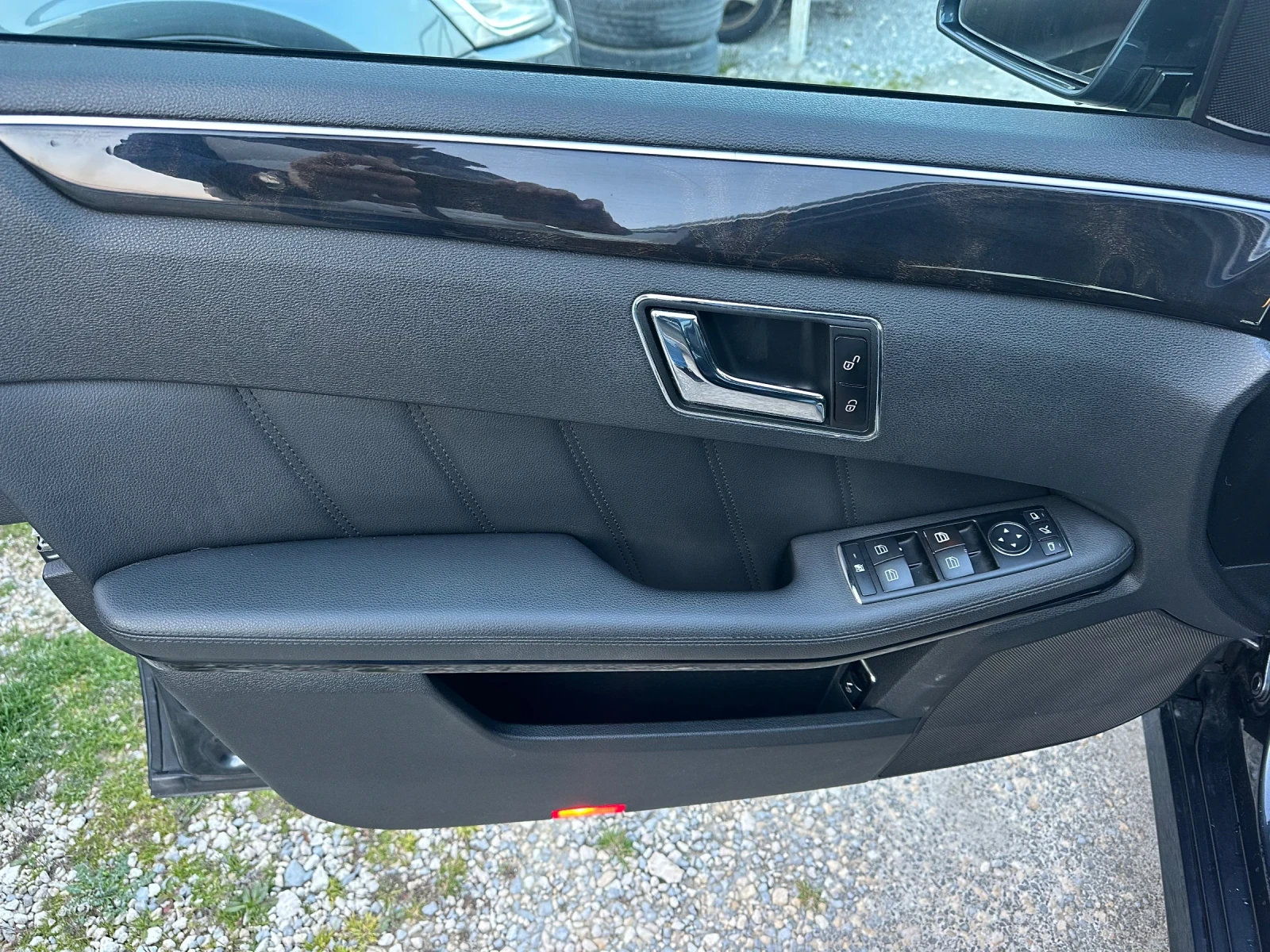 Mercedes-Benz E 250 2.2-204 к.с.AVANGARD, снимка 8 - Автомобили и джипове - 53978047