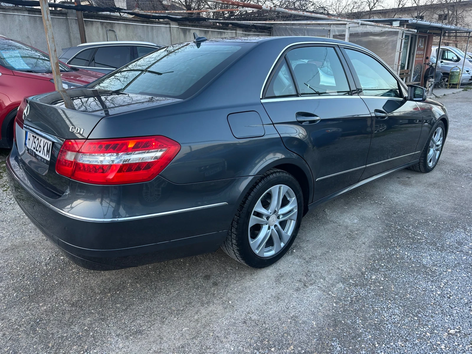 Mercedes-Benz E 250 2.2-204 к.с.AVANGARD, снимка 5 - Автомобили и джипове - 53978047