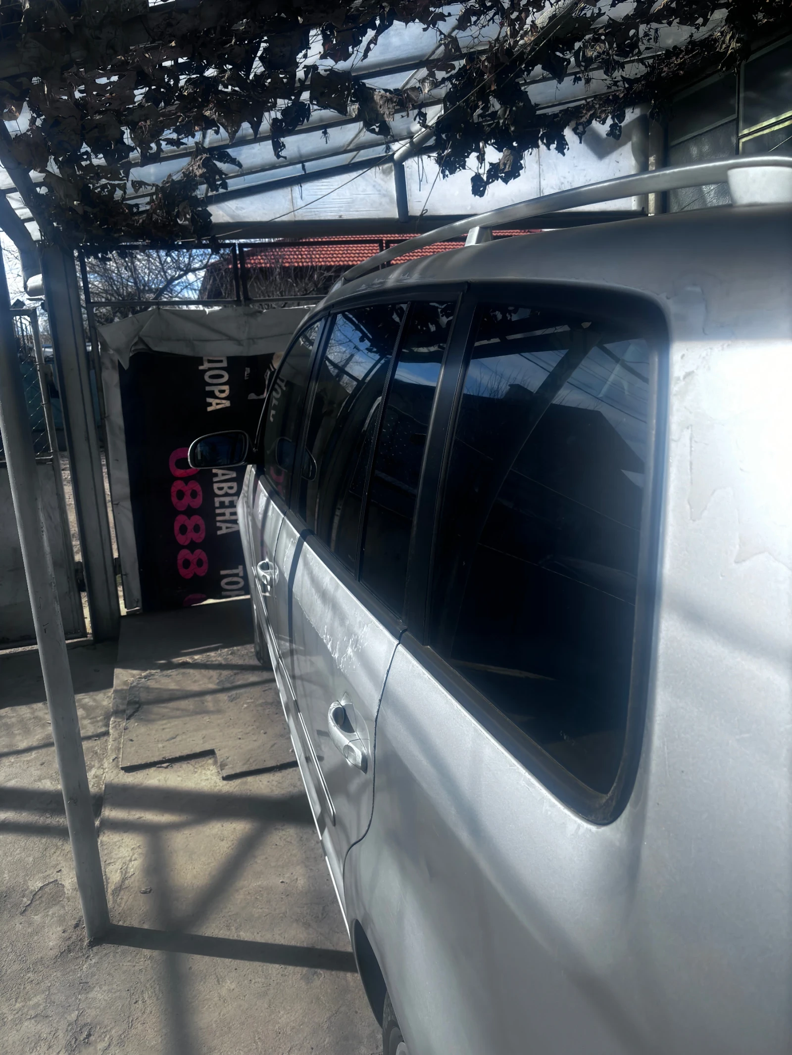 VW Touran, снимка 6 - Автомобили и джипове - 54205712