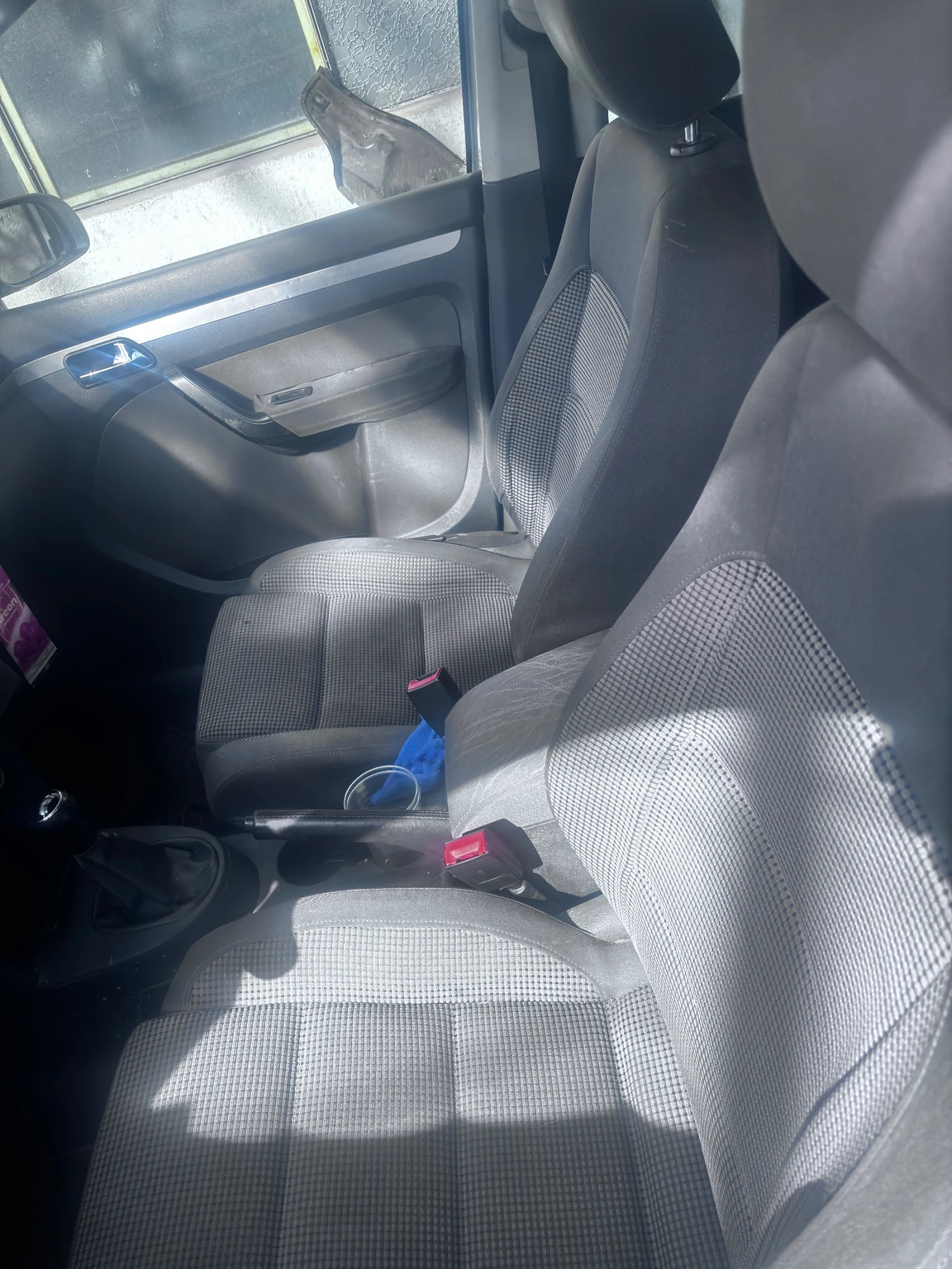 VW Touran, снимка 2 - Автомобили и джипове - 54205712