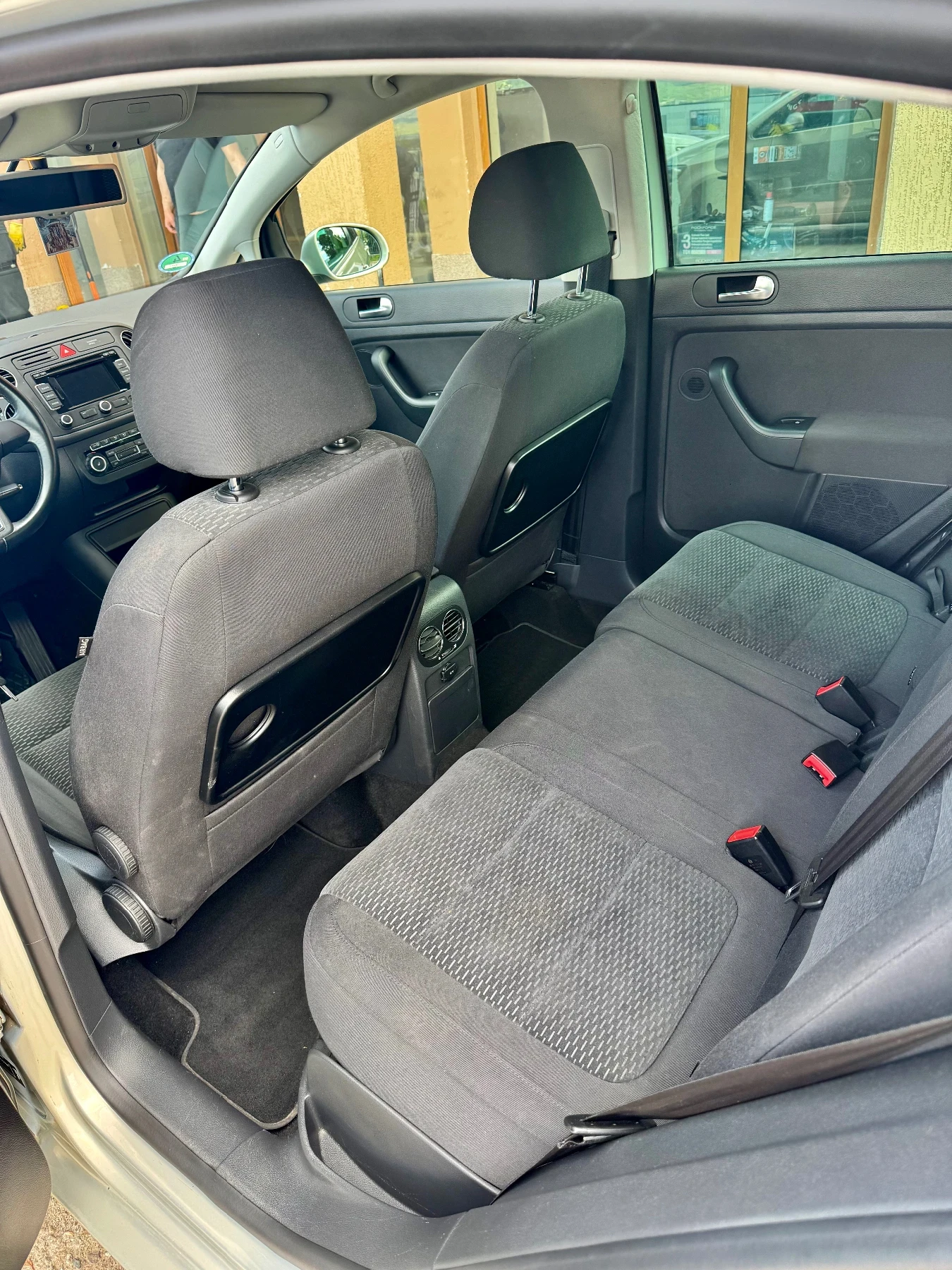 VW Golf Plus 122000КМ!, снимка 7 - Автомобили и джипове - 54237314