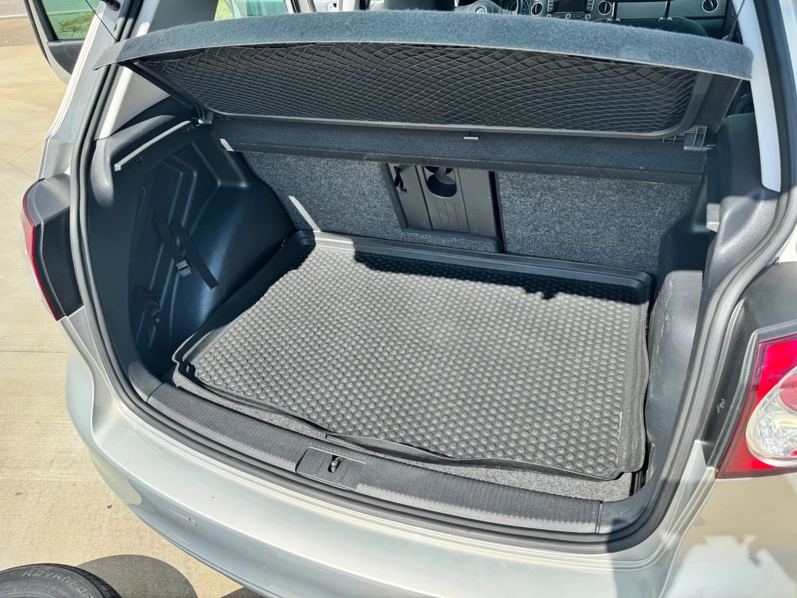 VW Golf Plus 122000КМ!, снимка 13 - Автомобили и джипове - 54237314