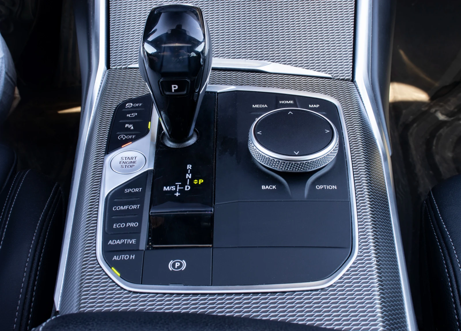 BMW 330 M PACK/LASER/DISTRONIC/360/ADAPTIVE, снимка 9 - Автомобили и джипове - 54382779