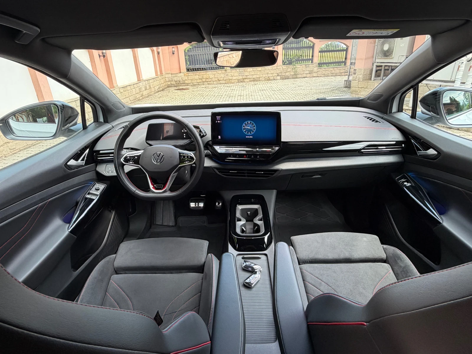 VW ID.4 GTX/4x4/SportSeats/Memory/Massage/360cam/Head-up, снимка 11 - Автомобили и джипове - 54768854