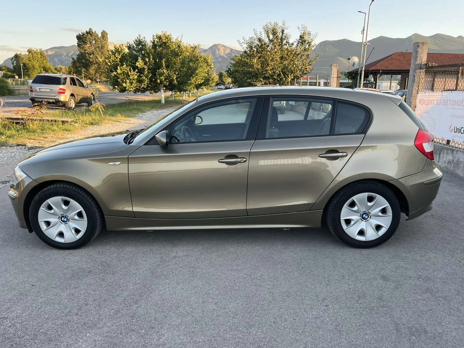BMW 116 1.6I 116кс 6 СКОРОСТИ NAVI КСЕНОН ПАРКТРОНИК , снимка 6 - Автомобили и джипове - 55226303