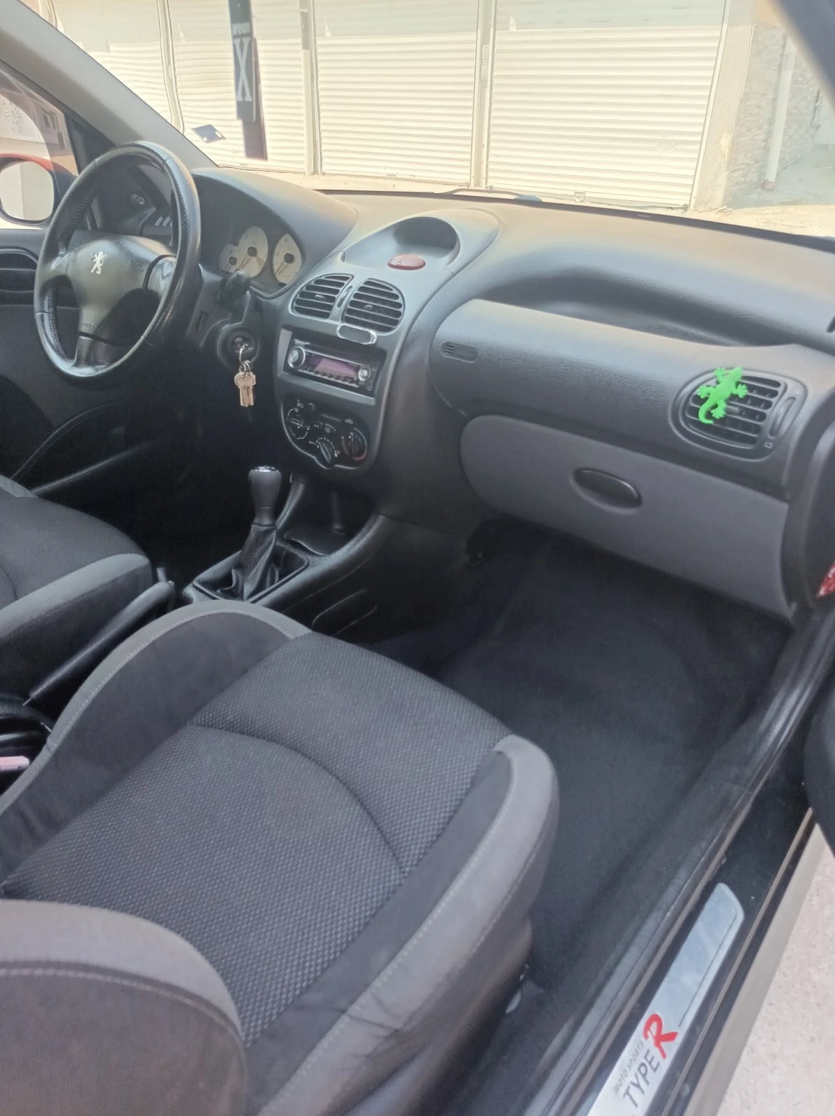 Peugeot 206 1400 HDi, снимка 11 - Автомобили и джипове - 55340495